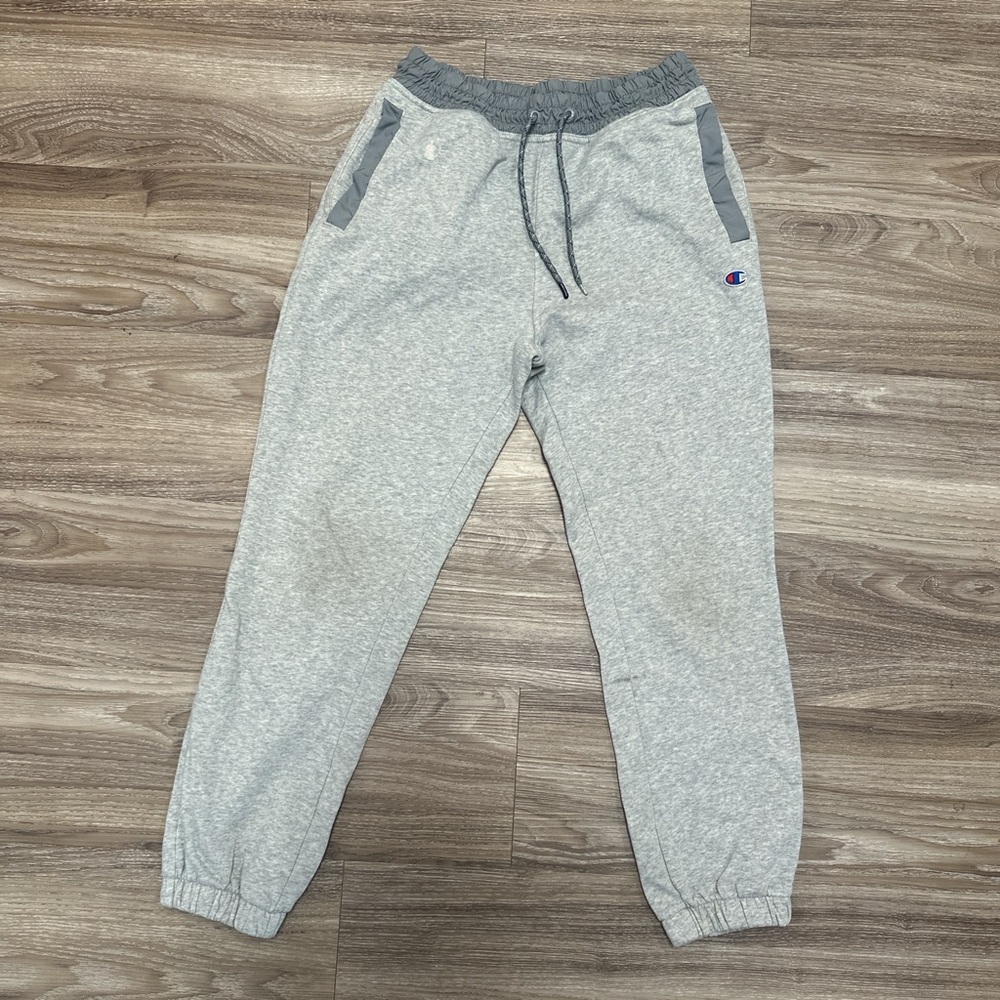 Champion Men's Light Gray Athletic Joggers with Embroidered Logo and Drawstring